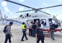 Polri Evakuasi Dua Warga Palue Lewat Jalur Udara, Lansia Korban Reruntuhan dan Ibu Hamil