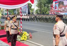 Kapolri Pimpin Hari Juang Polri 2026 di Surabaya, 81 Tahun Proklamasi Polisi Jadi Pengingat Pengabdian Kapolri Listyo Sigit Pimpin Upacara Hari Juang Polri 2026 di Monumen Polisi Istimewa Surabaya. Foto: Polri