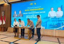 BP Batam dan Polri Teken MoU Pengamanan, Konflik Lahan hingga Investasi Jadi Perhatian BP Batam dan Polri Teken Nota Kesepahaman Pengamanan dan Penegakan Hukum di Batam. Foto: Harnas.id