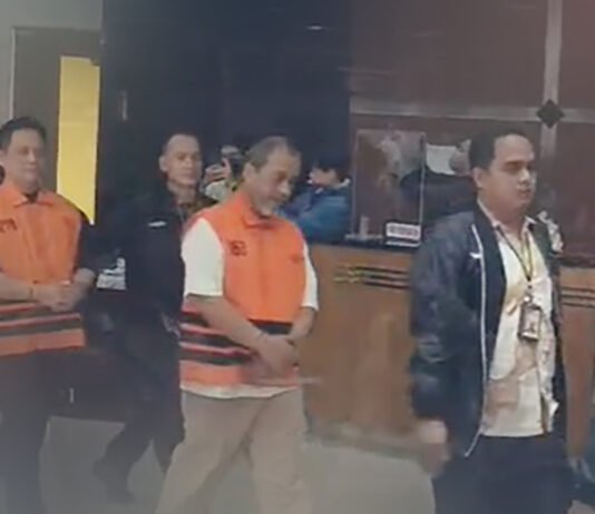 KPK Bongkar Alur Dugaan Suap HGB di Bogor, Delapan Orang Jadi Tersangka para tersangka usai diperiksa. Foto: Istimewa