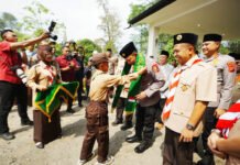 Kapolri Hadiri Kemah Nasional Pramuka PUI di Sukabumi, 5.499 Peserta Disiapkan Jadi Generasi Pemimpin Kapolri Listyo Sigit Prabowo saat menghadiri Apel Kebangsaan Kemah Nasional Pramuka PUI 2026 di Sukabumi, Kamis (3/9/2026). Foto: Polri