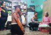 Tak Cuma Dididik Jadi Polisi, Siswa SPN Polda Metro Jaya Diajarkan Peduli Warga Siswa SPN Polda Metro Jaya Membagikan Bantuan Sembako kepada Warga dalam Kegiatan Jumat Berkah