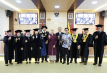 Dedie Rachim Resmi Doktor Ilmu Hukum, Sentralisasi Data Nasional Jadi Gagasan Disertasi Wali Kota Bogor Dedie A. Rachim meraih gelar Doktor Ilmu Hukum dari Universitas Padjadjaran. Foto: Pemkot Bogor