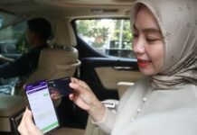 Transaksi Top Up Kartu Uang Elektronik via Muamalat DIN Tumbuh 180,52 Persen Foto: Nasabah melakukan transaksi isi ulang (top up) kartu uang elektronik melalui aplikasi Muamalat DIN di Jakarta, Kamis (17/9/2026).