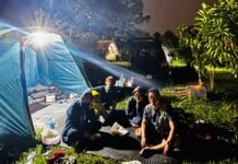Hujan Tak Jadi Halangan, Menikmati Malam di Sarang Semut Camp Cijeruk Bogor Suasana malam di Sarang Semut Camp Cupeling, Cijeruk, Kabupaten Bogor, setelah hujan mengguyur kawasan tersebut sejak siang hingga sore hari. Foto: Harnas.id