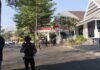 Kortastipidkor Polri Geledah Kantor dan Rujab Bupati Gowa, Sita 4 Boks Dokumen Suasana penggeledahan Kantor Bupati Gowa oleh tim gabungan Kortastipidkor Polri, Ditreskrimsus Polda Sulsel, dan Polresta Gowa. Foto: Harnas.id