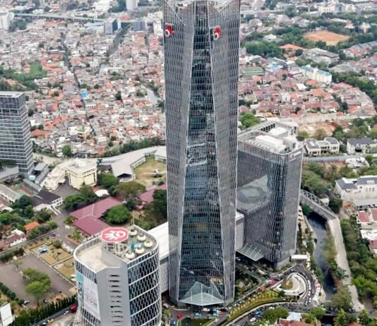 Benarkah Gedung Telkom di Gatot Subroto Akan Menjadi Markas Baru BGN? Gedung Graha Merah Putih Telkom di Gatot Subroto, Jakarta. Foto: Telkom
