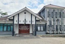 Gunung Semeru Masih Siaga, 30 Letusan Terdengar dalam Enam Jam Pengamatan Pos Pengamatan Gunungapi Semeru, Lumajang. Foto: Istimewa