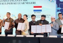 Dua Brand Kuliner Indonesia Gandeng Perusahaan RI di Arab Saudi, Disaksikan Mendag Penandatanganan MoU SMAN dengan Baso Gejrot Indonesia dan Al Na’im Fried Chicken dalam rangkaian TEI 2026 di Tangerang, disaksikan Mendag dan Wamendag. (Dok. SMAN)