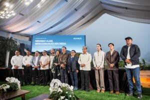 Kehadiran sejumlah pejabat negara dan pemerintah daerah. Foto: Eiger