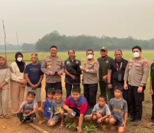 Karhutla Ancam Habitat Orangutan, Baharkam Polri Terjunkan Tim SAR ke Kalimantan Tengah