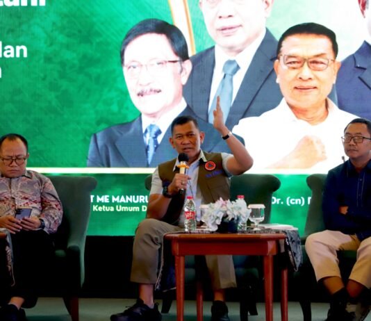 Bencana Asap, Kepala BNPB: Kolaborasi Pemadaman, Mitigasi, dan Pencegahan Karhutla di Lahan Sawit