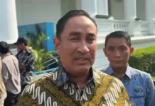 Komisi III DPR Sepakati Suyudi Ario Seto Jadi Kapolri Gantikan Listyo Sigit Komisi III DPR RI menyepakati Komjen Pol Suyudi Ario Seto sebagai calon Kapolri menggantikan Jenderal Pol Listyo Sigit Prabowo. Foto: Istimewa